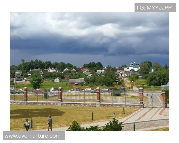 明斯克与伊斯洛奇激战正酣谁能在这场较量中笑到最后